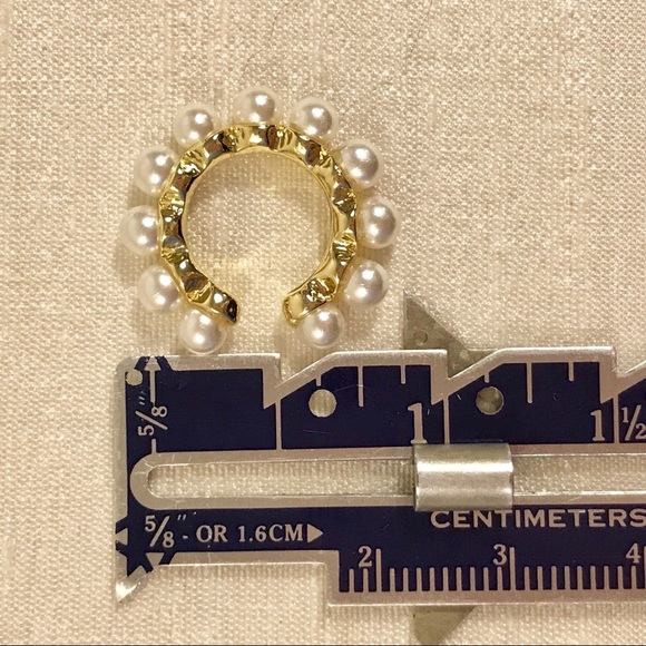 ANTHRO / Baublebar Clasina Pearl Cuffs - Picture 6 of 12